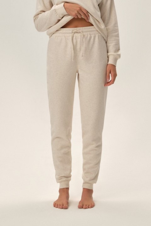 HOMEWEAR DAMSKI FUNE 41887 AW24 - BEŻOWY, XL HENDERSON LADIES HOMEWEAR DAMSKI FUNE 41887 AW24 - BEŻOWY, XL HENDERSON LADIES