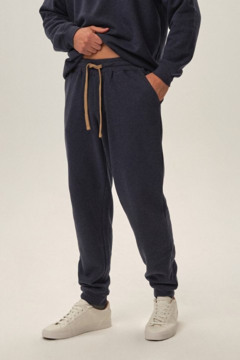 HOMEWEAR MĘSKI DRES HULK 41923 AW24 - GRANATOWY, M HENDERSON HOMEWEAR MĘSKI DRES HULK 41923 AW24 - GRANATOWY, M HENDERSON