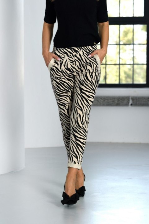 SPODNIE LENA 2 WZÓR - ZEBRA JASNY BEŻ, S, 03 OFF PINK SPODNIE LENA 2 WZÓR - ZEBRA JASNY BEŻ, S, 03 OFF PINK