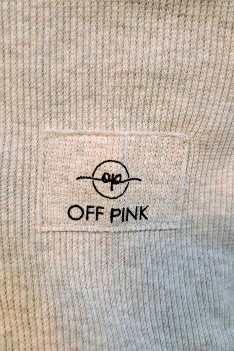 BLUZKA DEBORA - CZARNY, M OFF PINK BLUZKA DEBORA - CZARNY, M OFF PINK