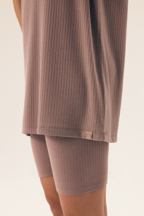 PIŻAMA DAMSKA NUEVA 42682 SS25 - CAPPUCINO, L, 82X HENDERSON LADIES PIŻAMA DAMSKA NUEVA 42682 SS25 - CAPPUCINO, L, 82X HENDERSON LADIES